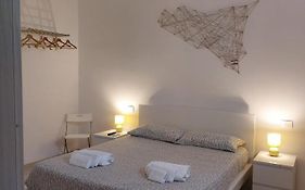 Casa Vacanze Andolina White